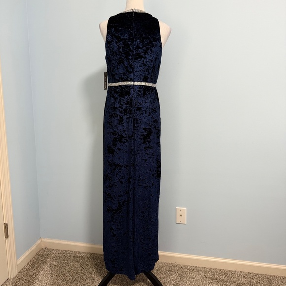 R&M Richards Long Ice Velvet Dress W/Elegant Neck Waist Detail & Slit Size 8 - Picture 6 of 14